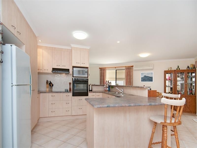 7 Carree Street, Caloundra West QLD 4551