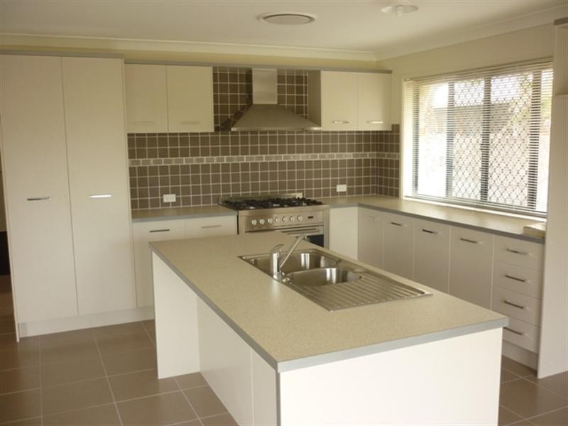 11 Gannet Close, Wurtulla QLD 4575