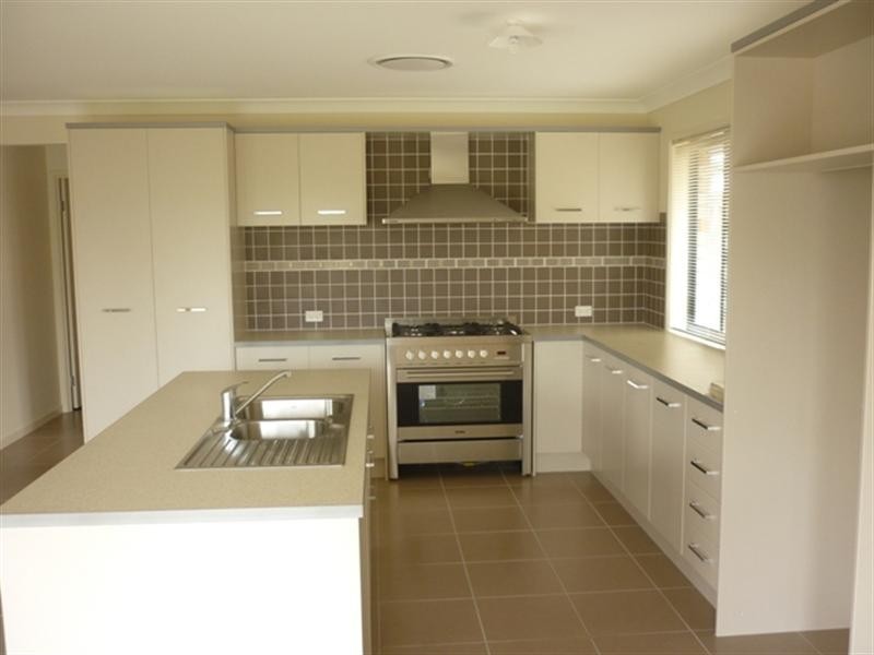 11 Gannet Close, Wurtulla QLD 4575