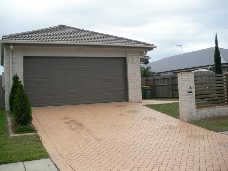 18 Rawson Street, Caloundra West QLD 4551