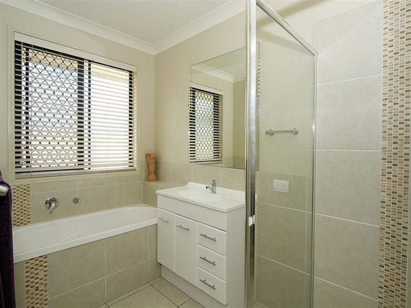 7 Mowburra Place, Caloundra West QLD 4551