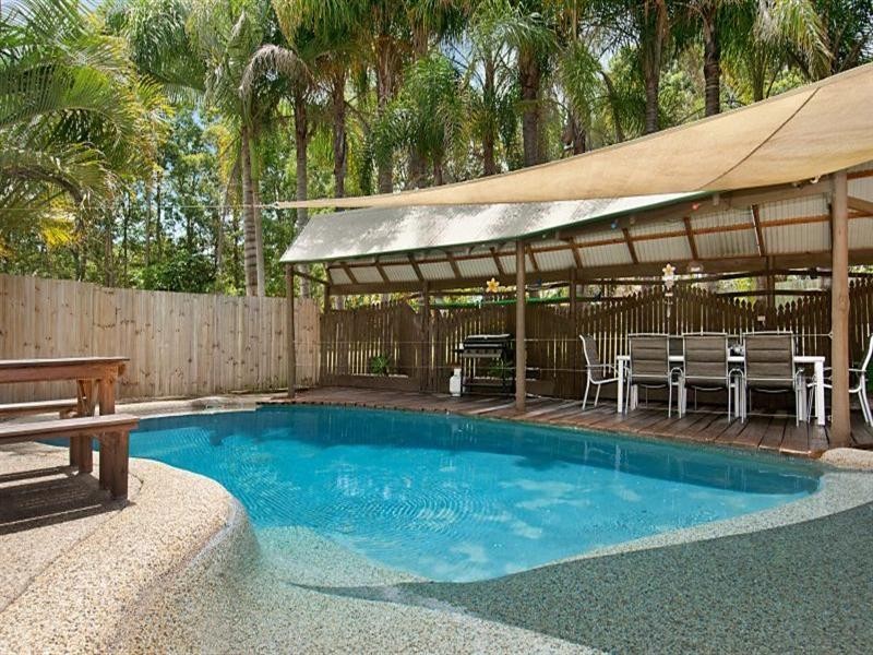 5 Ballantyne Court, Glenview QLD 4553