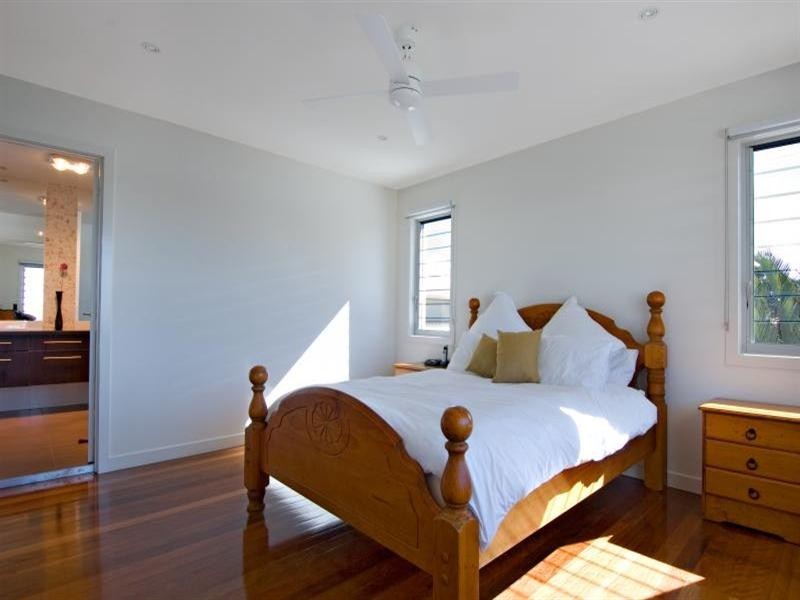 77 Westminster Avenue, Golden Beach QLD 4551