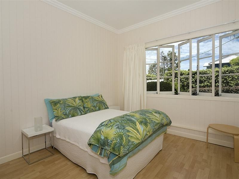 28 Henzell Street, Dicky Beach QLD 4551
