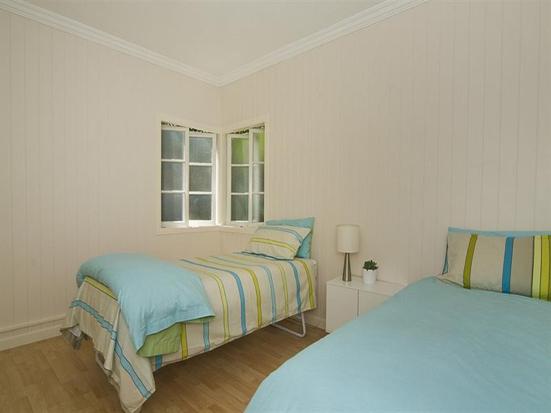 28 Henzell Street, Dicky Beach QLD 4551