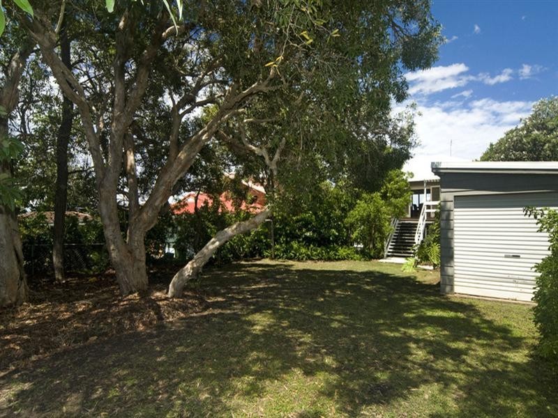 28 Henzell Street, Dicky Beach QLD 4551