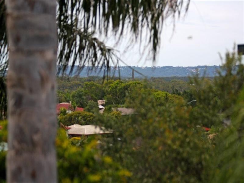 6 Tarver Street, Aroona QLD 4551