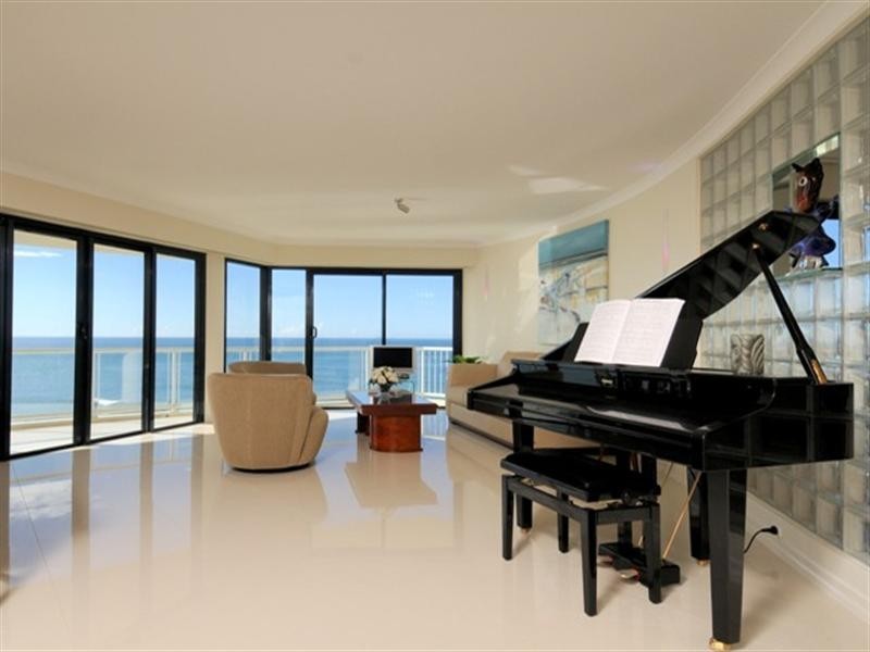 Unit 6 ‘Omega’ 19 McIlwraith Street, Moffat Beach QLD 4551