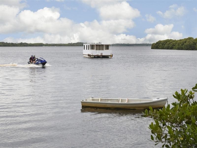 188 Golden Beach Esplanade, Golden Beach QLD 4551