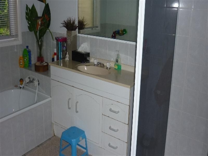 2 Parumba Street, Wurtulla QLD 4575