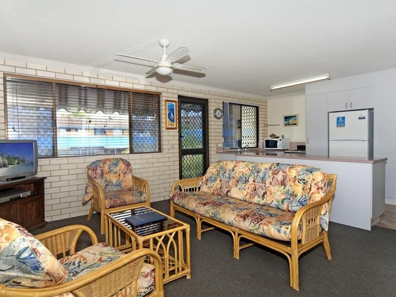 Unit 3 ‘Beachside Court’ 33a Burgess Street, Kings Beach QLD 4551