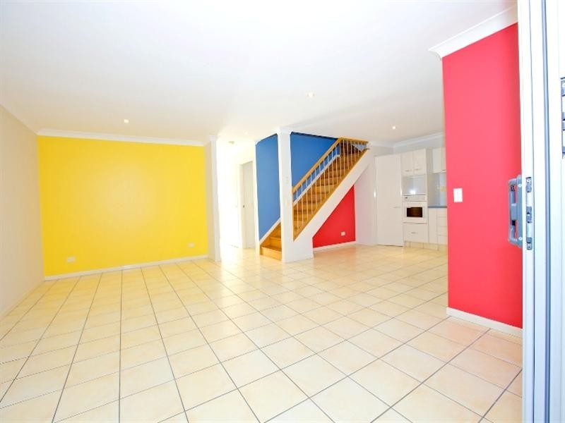 3/3 Bott Street, Dicky Beach QLD 4551