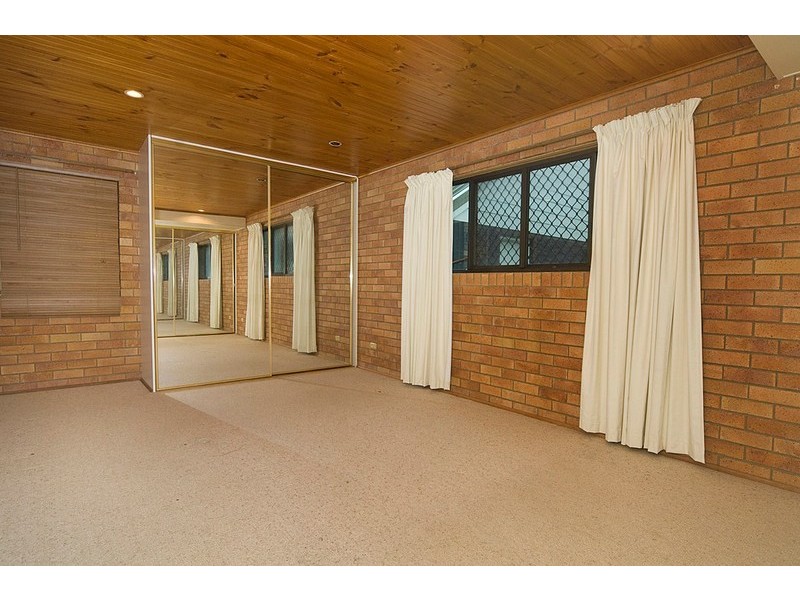 7 Truscott Court, Golden Beach QLD 4551