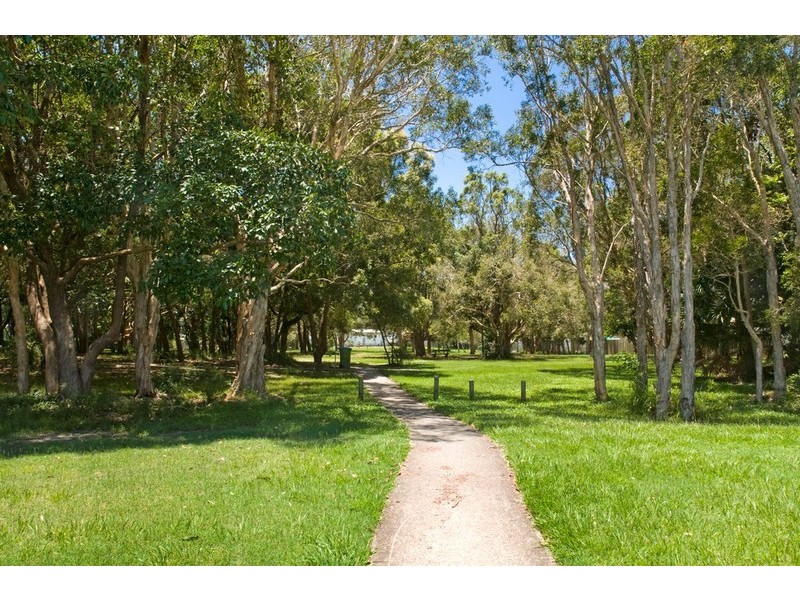 7 Truscott Court, Golden Beach QLD 4551