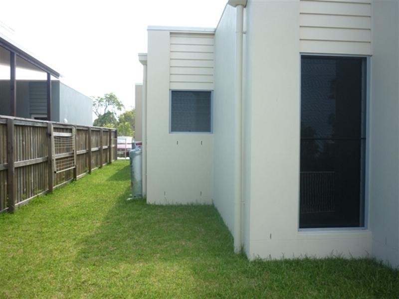 25 The Promenade, Pelican Waters QLD 4551