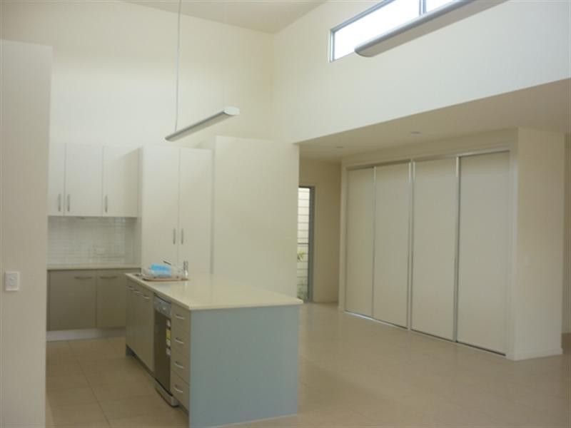 25 The Promenade, Pelican Waters QLD 4551