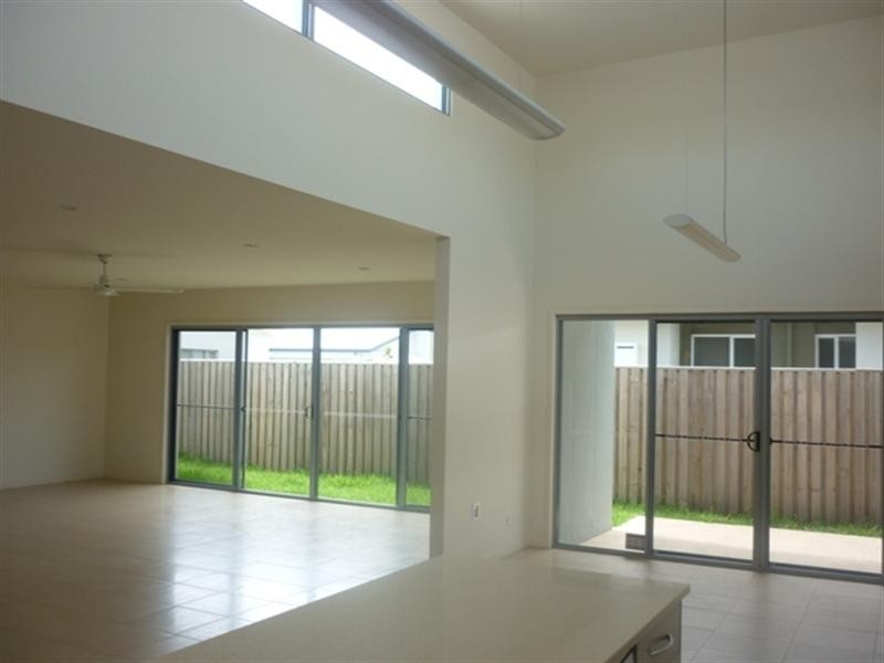 25 The Promenade, Pelican Waters QLD 4551