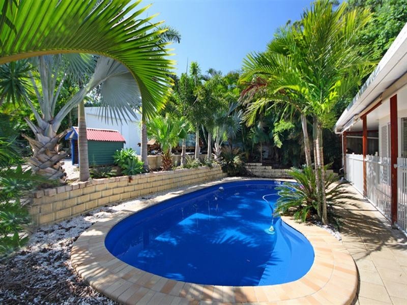 6 Heath Court, Little Mountain QLD 4551