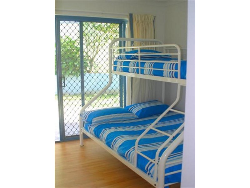 1/17 ‘Driftwood’ The Esplanade, Caloundra QLD 4551