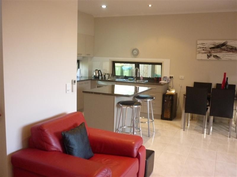 2/9 Bingera Terrace, Kings Beach QLD 4551