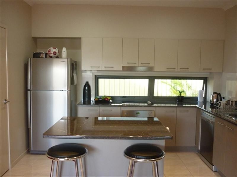 2/9 Bingera Terrace, Kings Beach QLD 4551