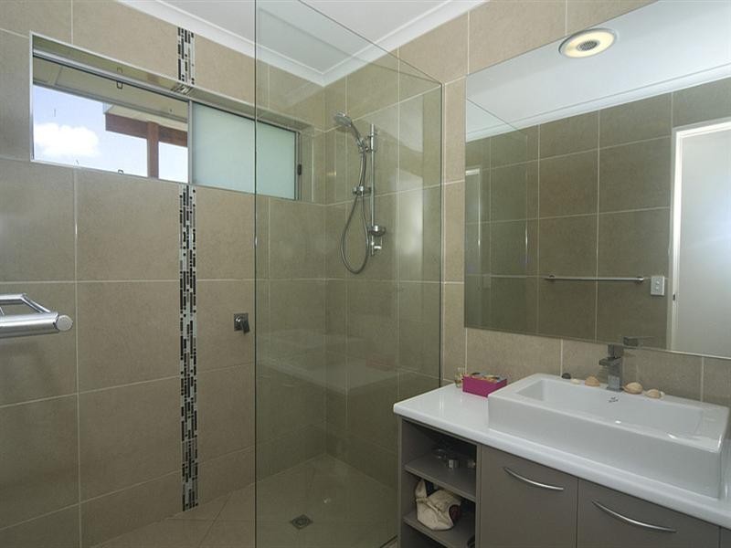 1 Coorabin Street, Warana QLD 4575