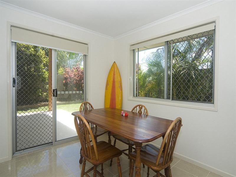 1 Coorabin Street, Warana QLD 4575