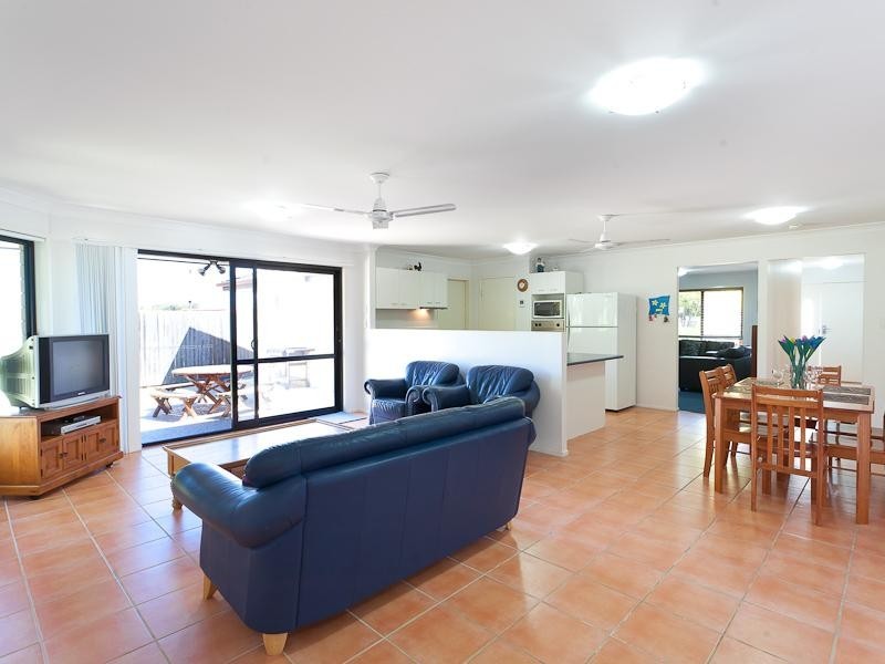 16 Mallee Close, Caloundra West QLD 4551