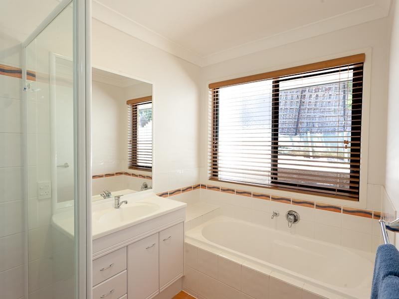 16 Mallee Close, Caloundra West QLD 4551