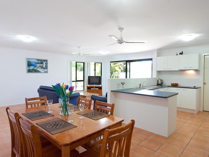 16 Mallee Close, Little Mountain QLD 4551