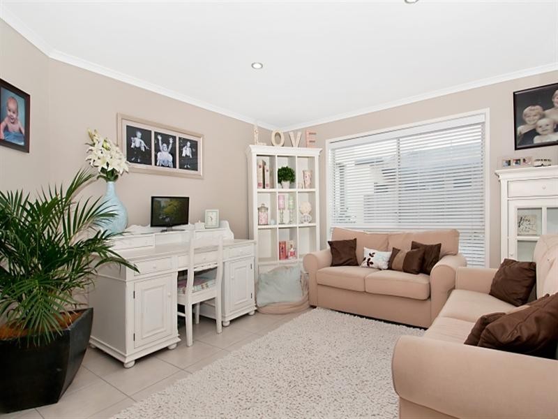 4 Bangalore Close, Caloundra West QLD 4551