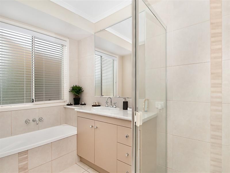 4 Bangalore Close, Caloundra West QLD 4551