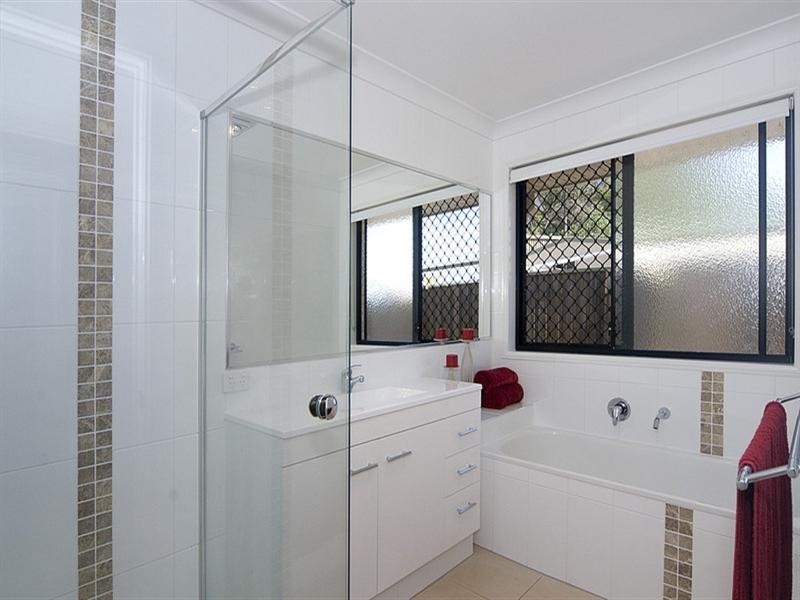 14 Acaciabark Place, Little Mountain QLD 4551