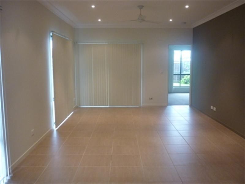 11 Tamarind Street, Caloundra West QLD 4551