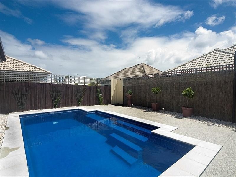33 Huntley Place, Caloundra West QLD 4551