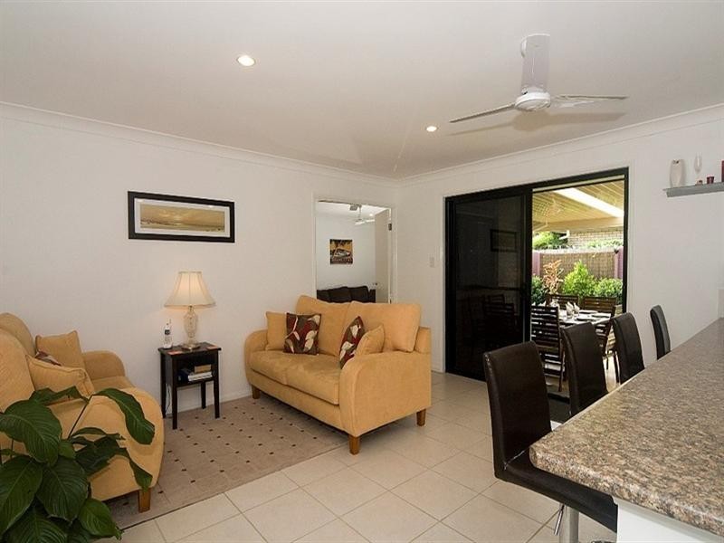 33 Huntley Place, Caloundra West QLD 4551