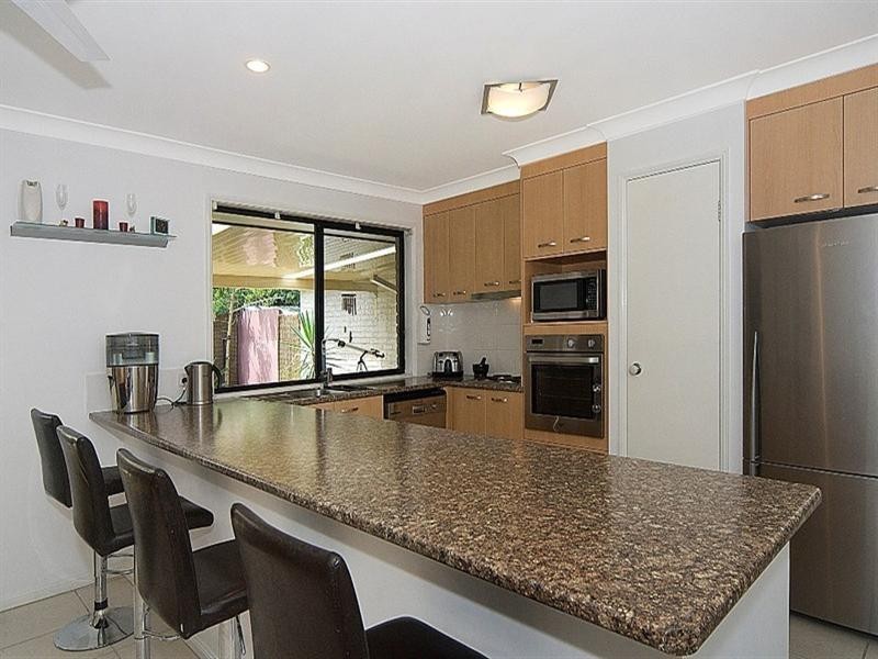 33 Huntley Place, Caloundra West QLD 4551