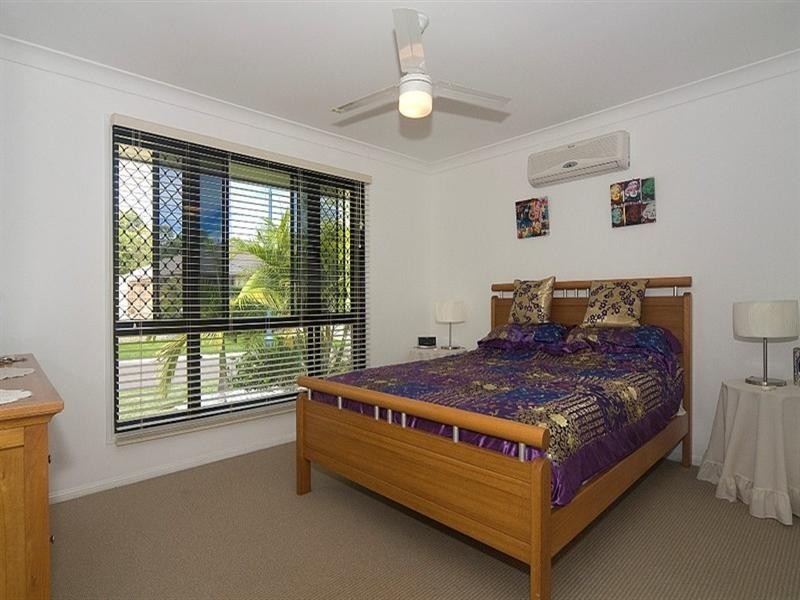 33 Huntley Place, Caloundra West QLD 4551