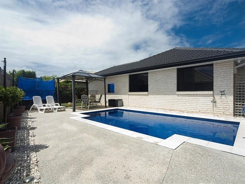 33 Huntley Place, Caloundra West QLD 4551