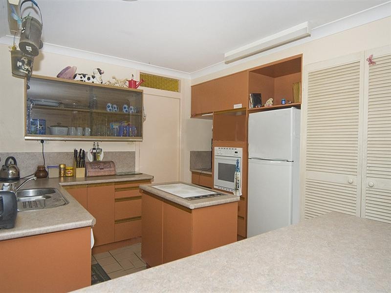 52 Anning Avenue, Golden Beach QLD 4551