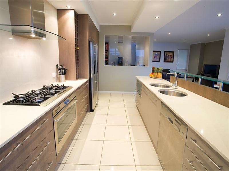 8 Antigua Court, Parrearra QLD 4575