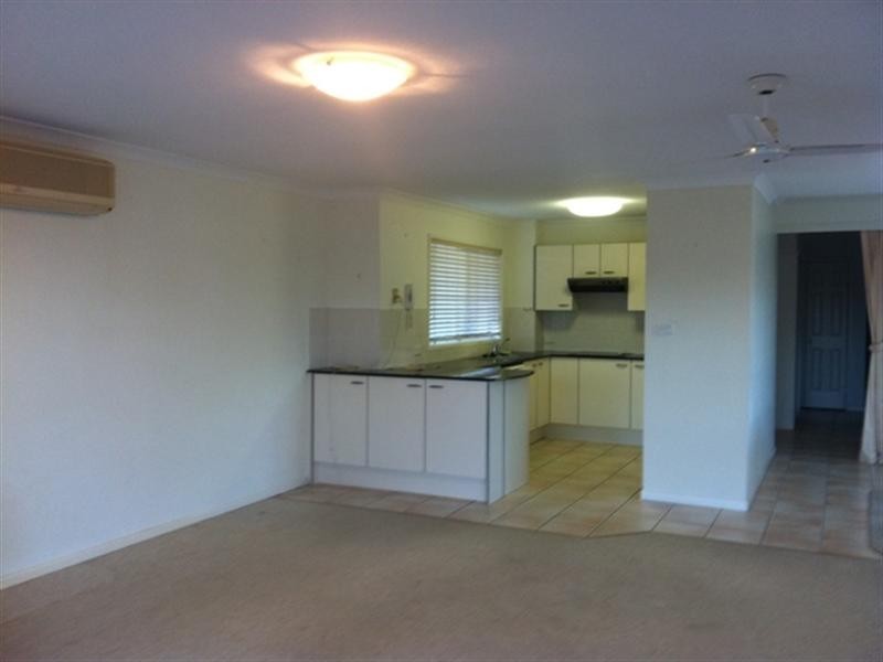 1/9 Nelson Street, Golden Beach QLD 4551