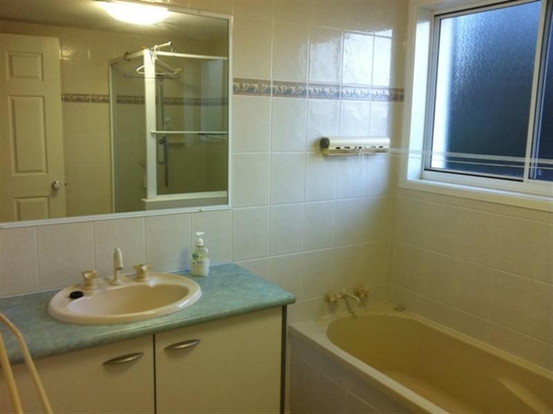 1/9 Nelson Street, Golden Beach QLD 4551