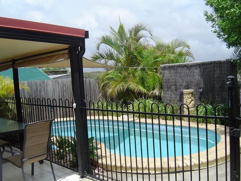 9 Kinross Court, Caloundra West QLD 4551