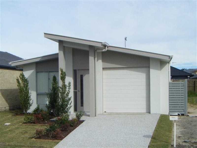 6 Mansell Street, Little Mountain QLD 4551