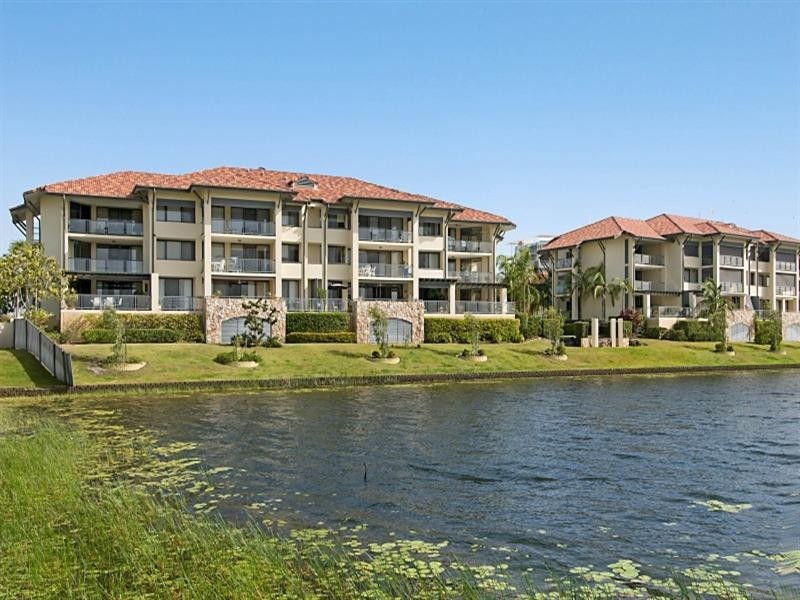 Unit 12 ‘Vardon Point’ 1 Millennium Circuit, Pelican Waters QLD 4551