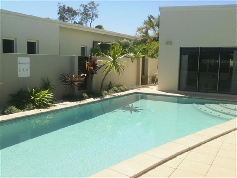 48 Mahogany Drive, Pelican Waters QLD 4551