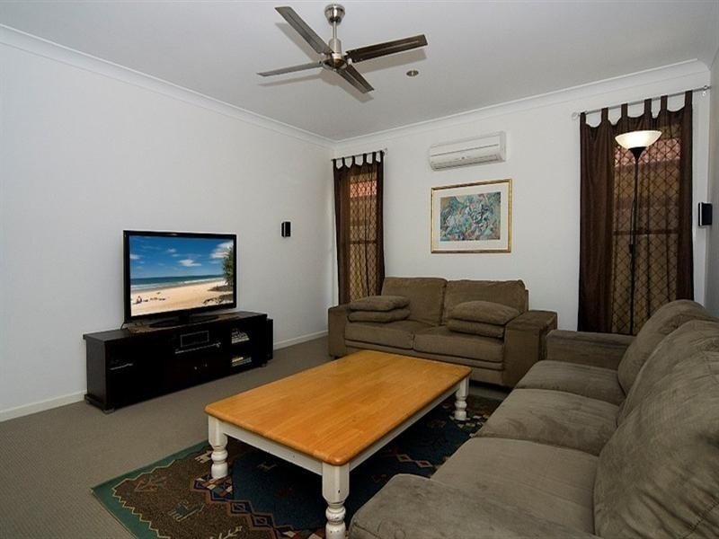 12 Hillview Crescent, Little Mountain QLD 4551