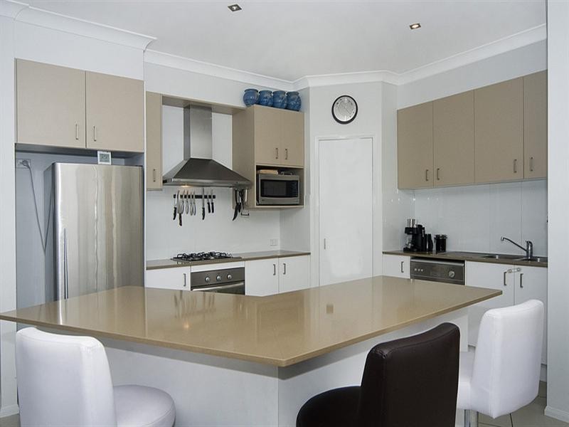 7 Kingsview Court, Little Mountain QLD 4551