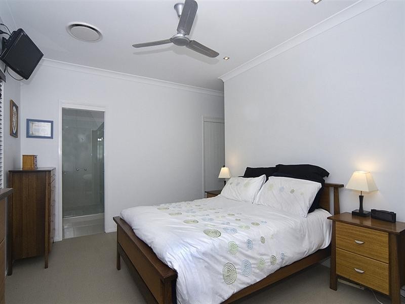 7 Kingsview Court, Little Mountain QLD 4551